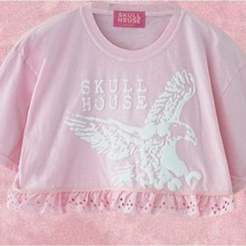 New Skull house Designs Ruffle Tee - Picture 3 of 4